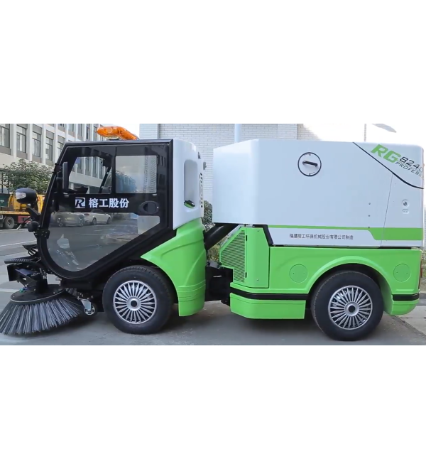 Мультифункциональная вакуумно-подметальная машина RONKING RG-8240